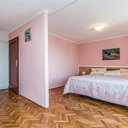 Two-bedroom In Vrsar