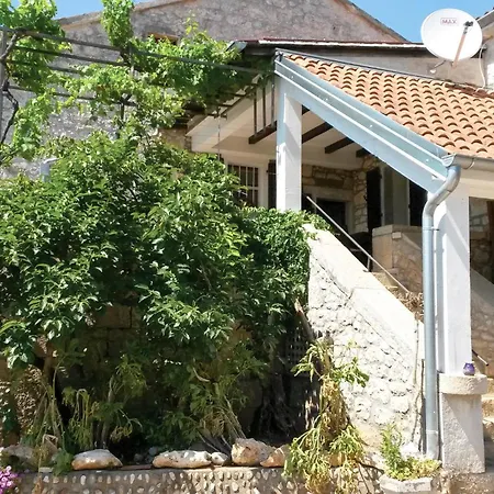 Two-bedroom In Lejlighed