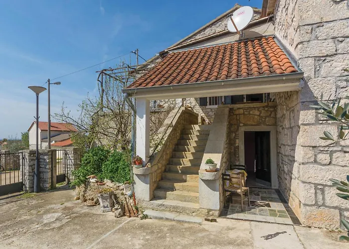 Two-bedroom In * Vrsar