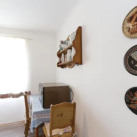 Two-bedroom In דירה *